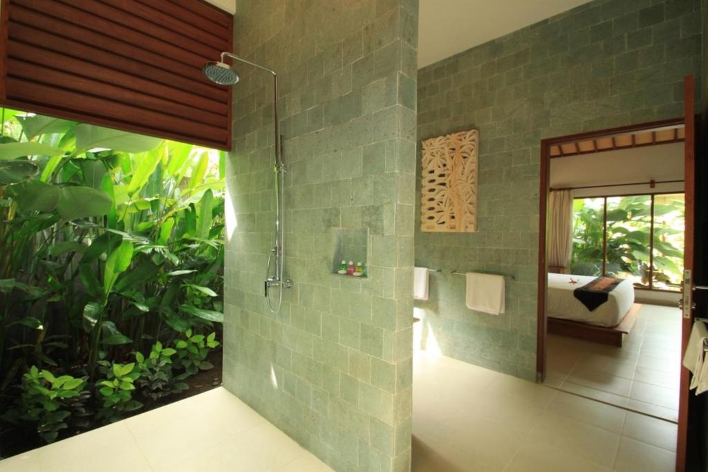 Villa Sutra ペムテラン エクステリア 写真