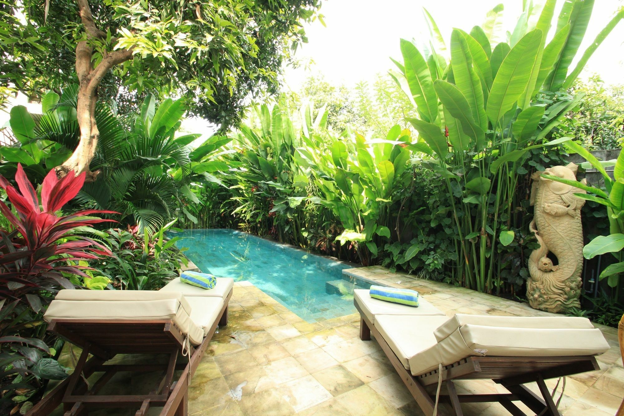 Villa Sutra ペムテラン エクステリア 写真